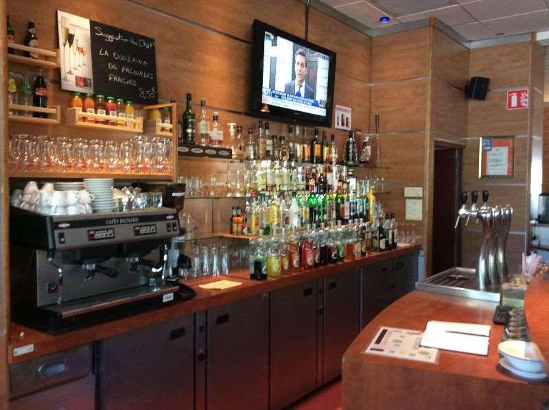 Brit Hotel Nantes Vigneux - L'Atlantel レストラン 写真