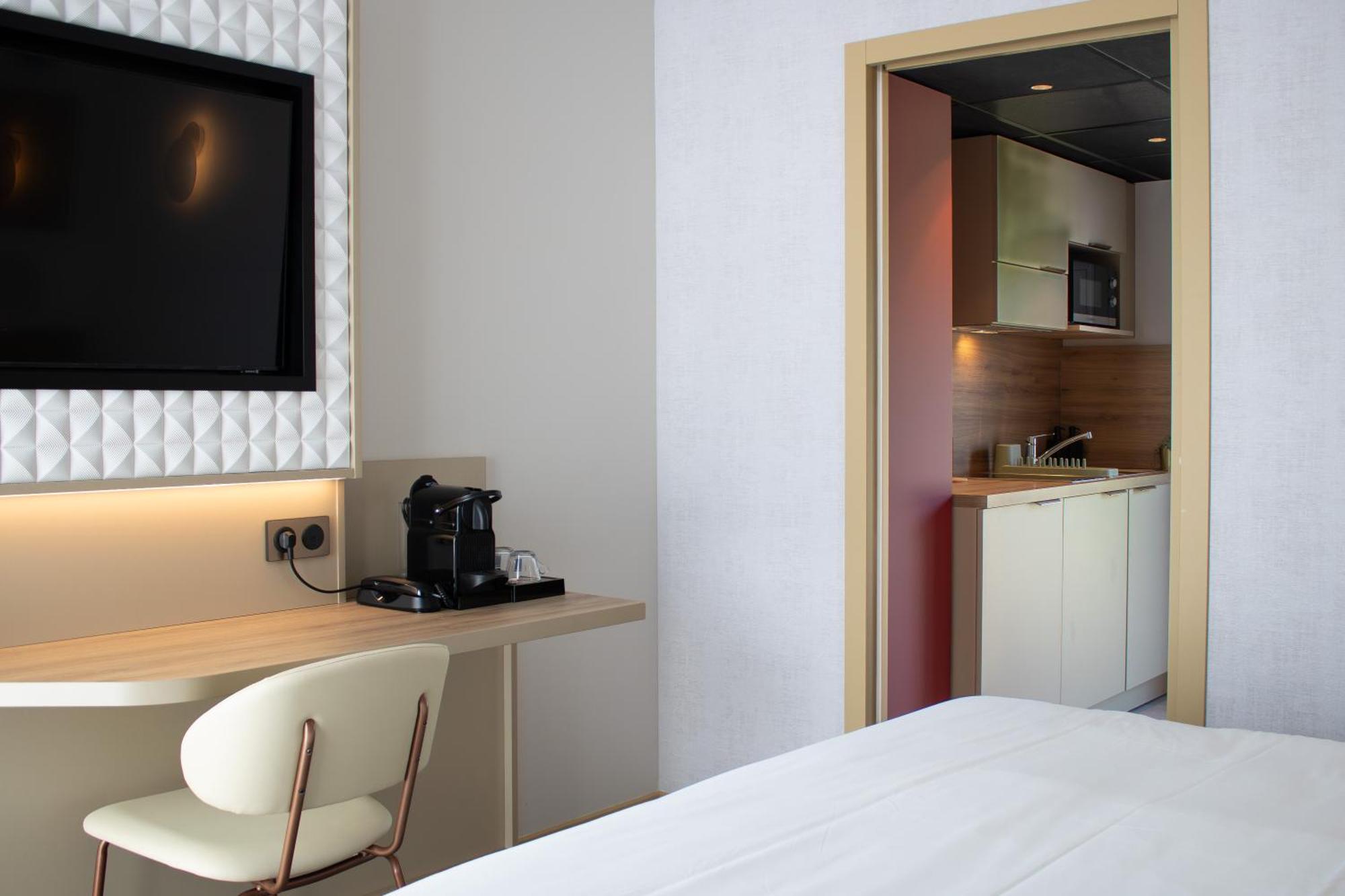 Brit Hotel Nantes Vigneux - L'Atlantel エクステリア 写真