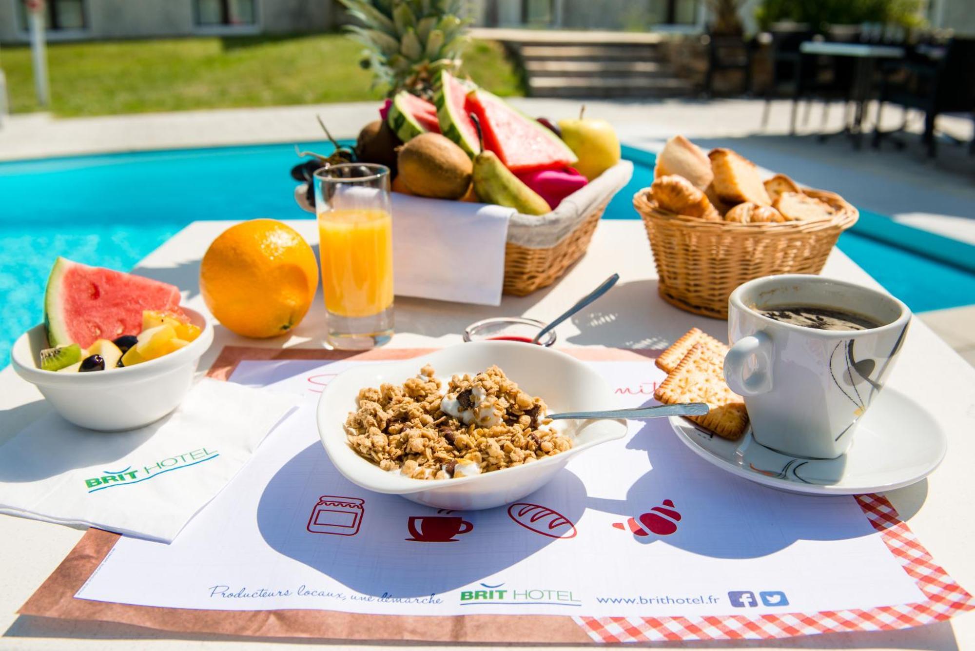 Brit Hotel Nantes Vigneux - L'Atlantel エクステリア 写真